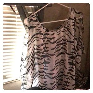 Jordan 3/4 sleeve Blouse